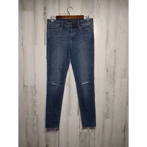 Uniqlo Jeans Womens Tag Size 26 inch Skinny Tapered Ultra Stretch Raw Hem - Picture 1 of 10